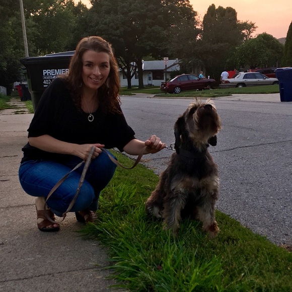 Meet your Posher, Victoria - Picture 3 of 3